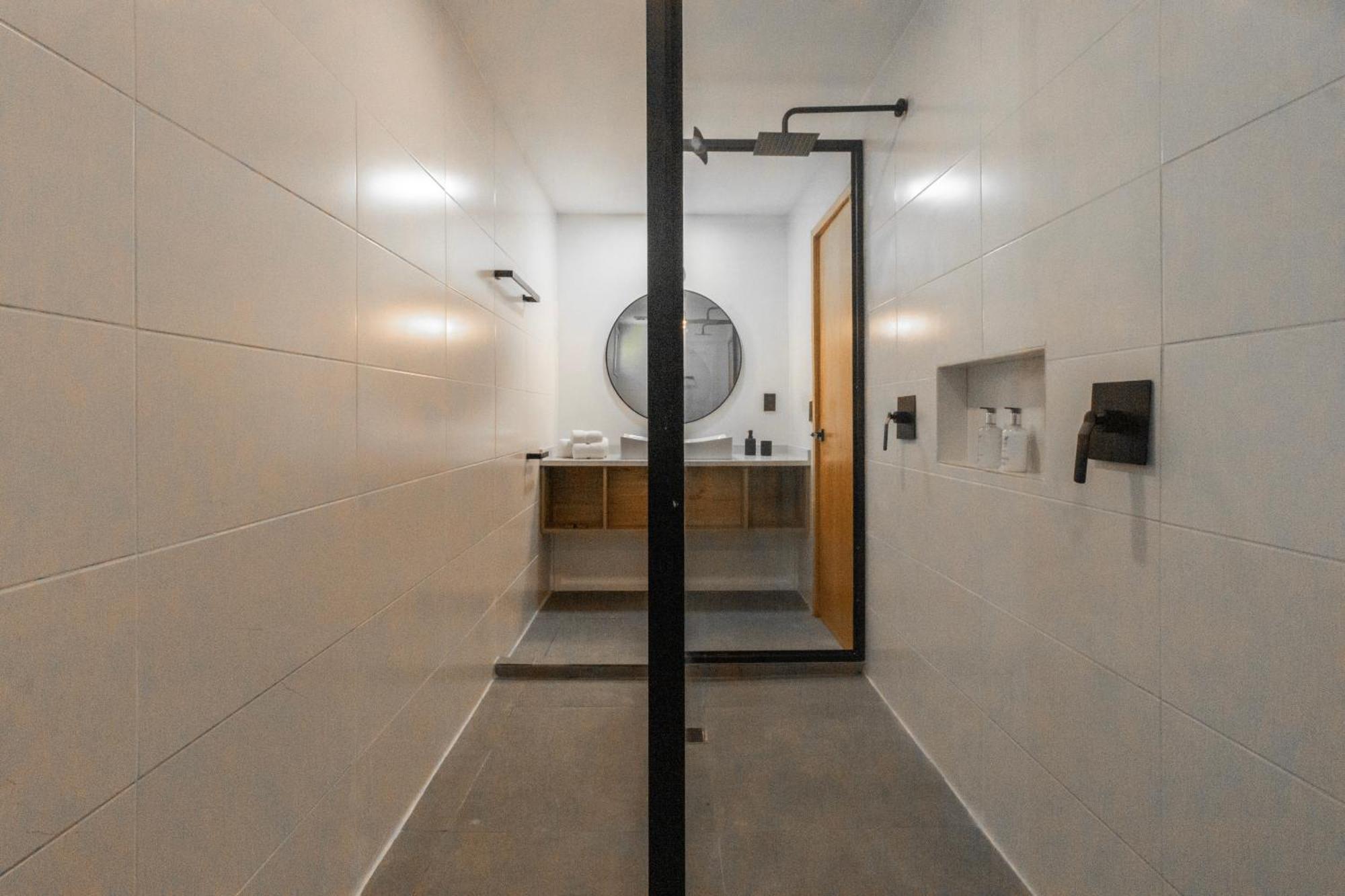 S Boutique Hotel โบกัสทาวน์ ภายนอก รูปภาพ