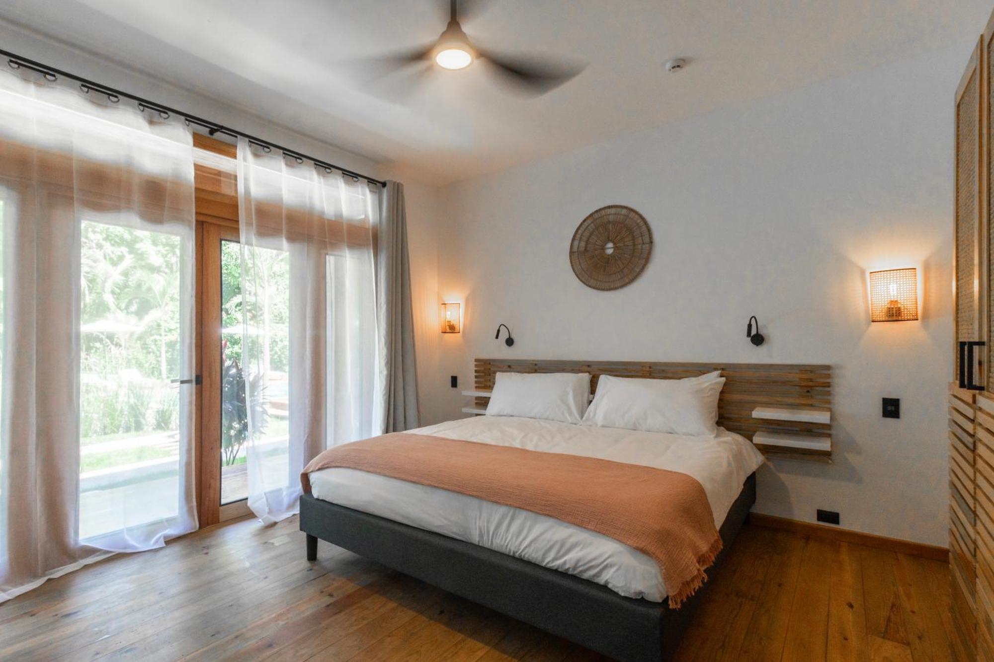 S Boutique Hotel โบกัสทาวน์ ภายนอก รูปภาพ