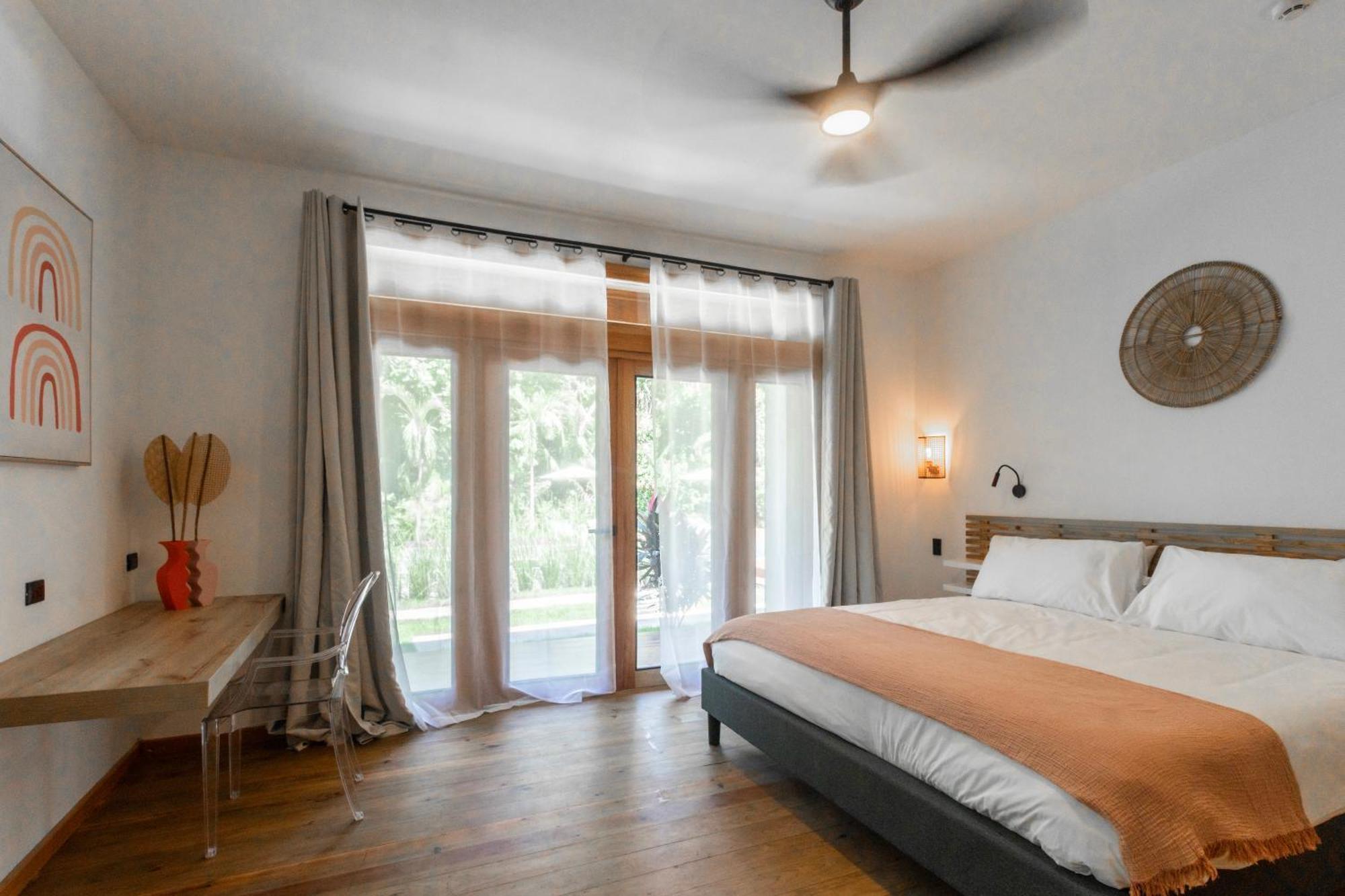 S Boutique Hotel โบกัสทาวน์ ภายนอก รูปภาพ