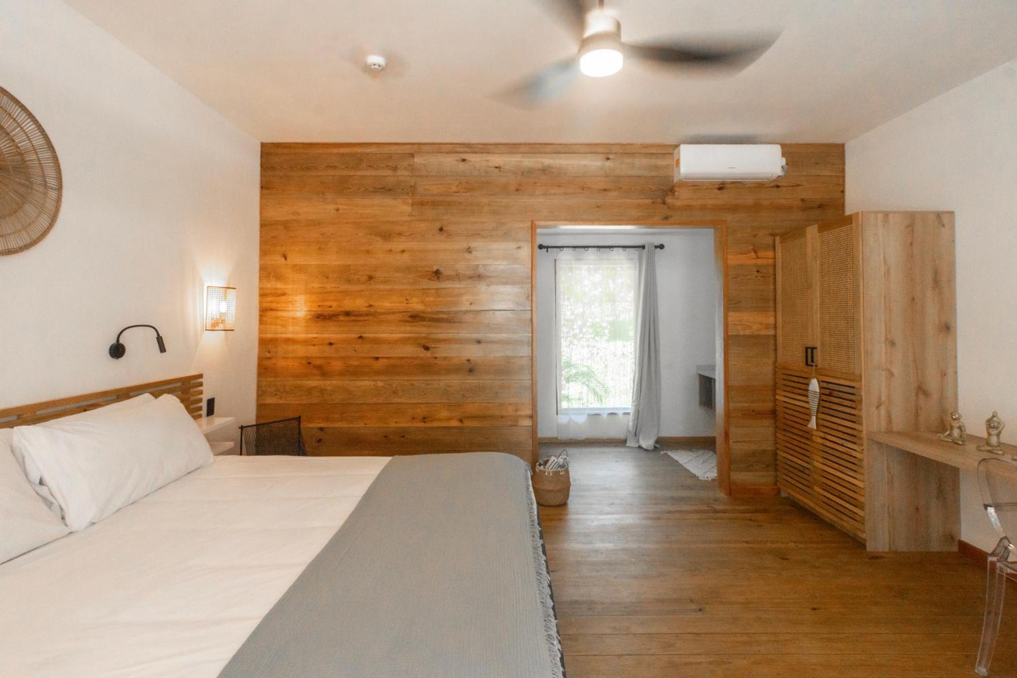 S Boutique Hotel โบกัสทาวน์ ภายนอก รูปภาพ