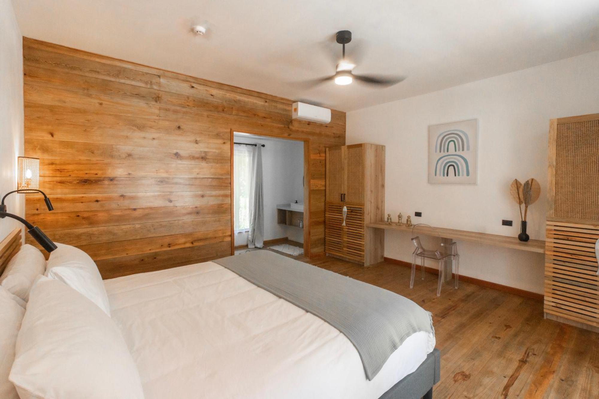 S Boutique Hotel โบกัสทาวน์ ภายนอก รูปภาพ