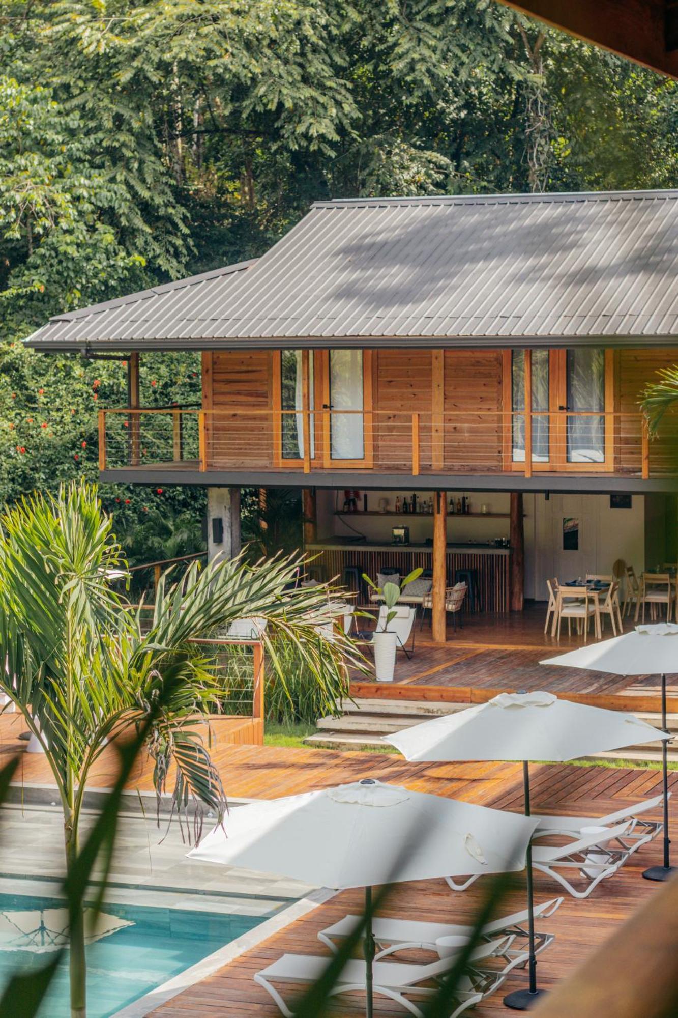 S Boutique Hotel โบกัสทาวน์ ภายนอก รูปภาพ