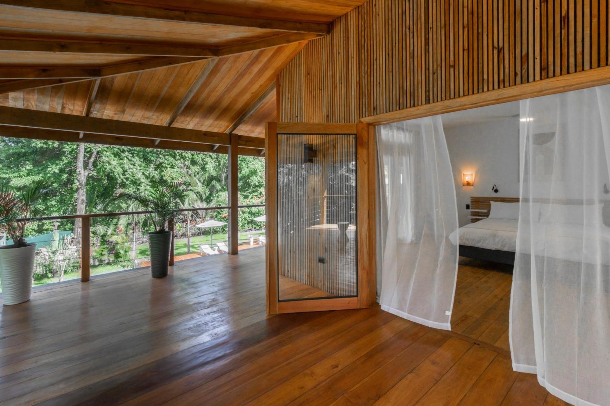 S Boutique Hotel โบกัสทาวน์ ภายนอก รูปภาพ